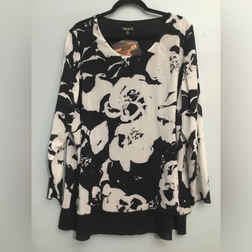 IMAN Black and White Floral Long Sleeve Top